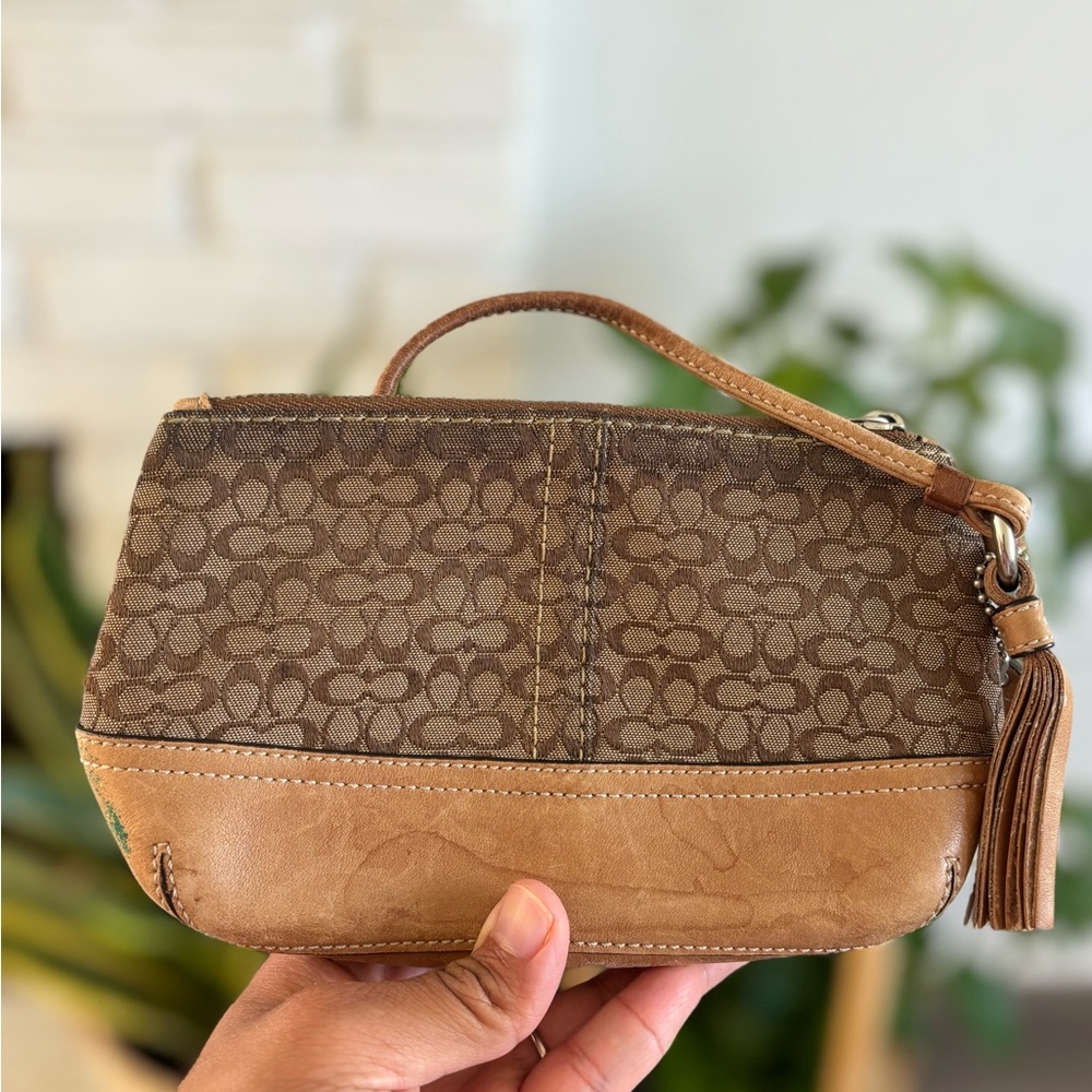Y2K Coach Wristlet Clutch